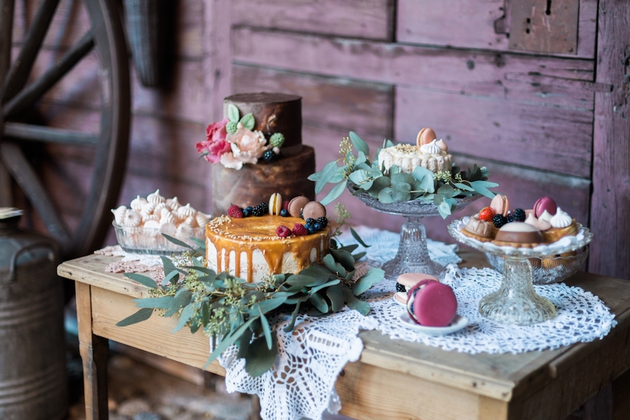 mesa dulce bohemia y colorida